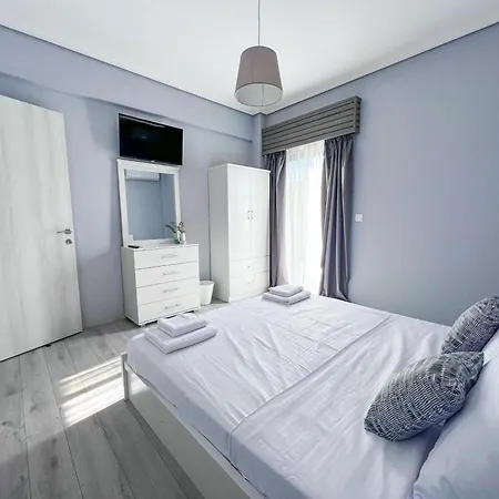 Adalina Apartament- شقة