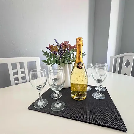 Adalina Apartament- *