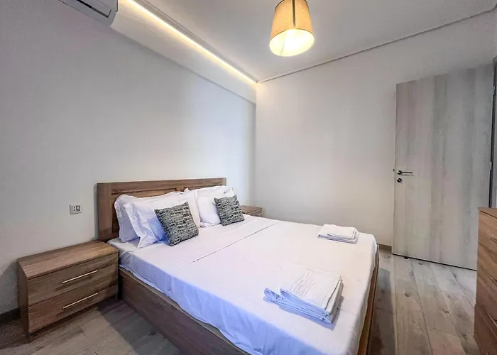 Adalina Apartament- شقة *