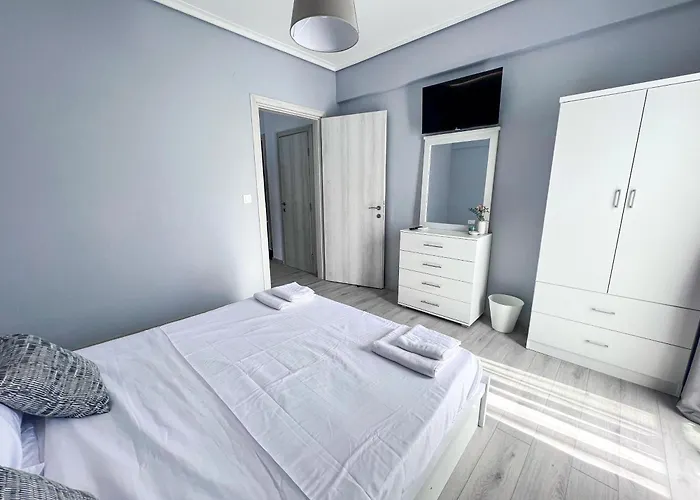 Adalina Apartament- Appartamento Paralía